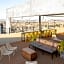Loft In The Heart Of Americana, Have An Artsy Stay