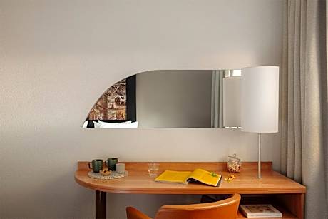 Comfort Room 1 Twin Bed