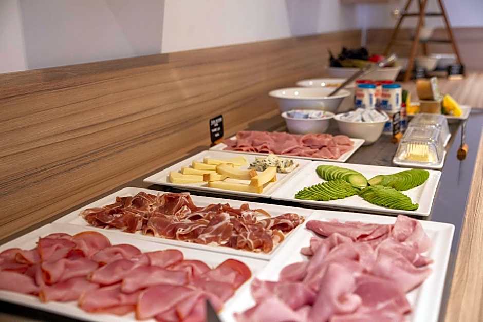 Zenitude Hotel la Valadiere, an Ascend Collection Hotel