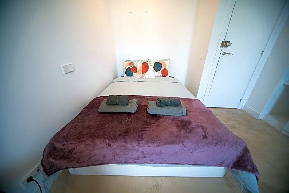 Sagrada familia Private rooms