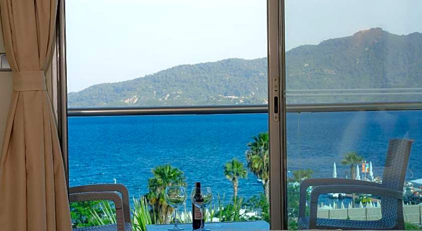 Moda Beach Hotel
