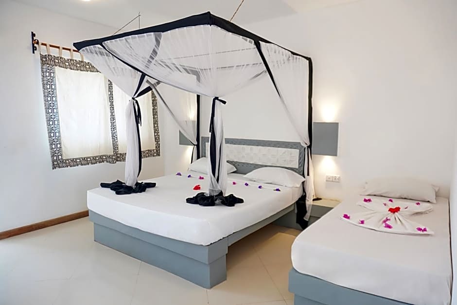 AHG Sun Bay Mlilile Beach Hotel