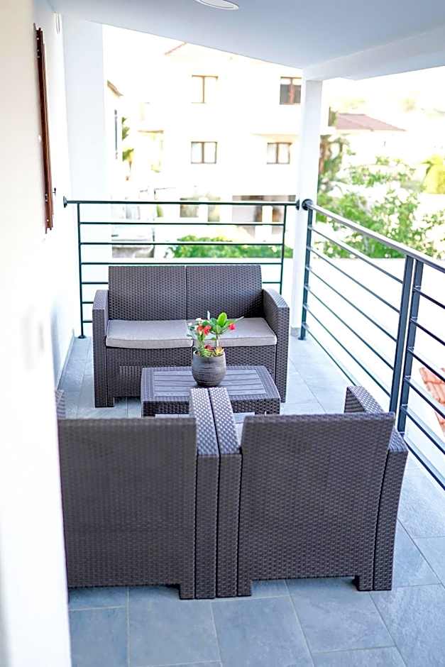 Kamaroporta Luxury Apartments