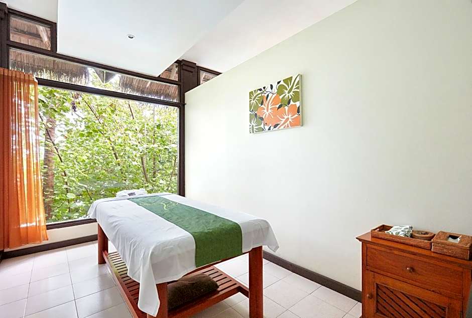 Adaaran Club Rannalhi with All-Inclusive