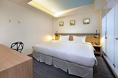 Standard Double Room - No Window