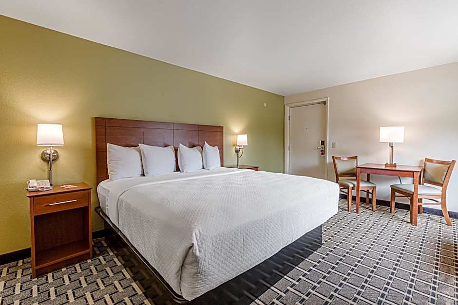 Econo Lodge Cherokee Near River Park