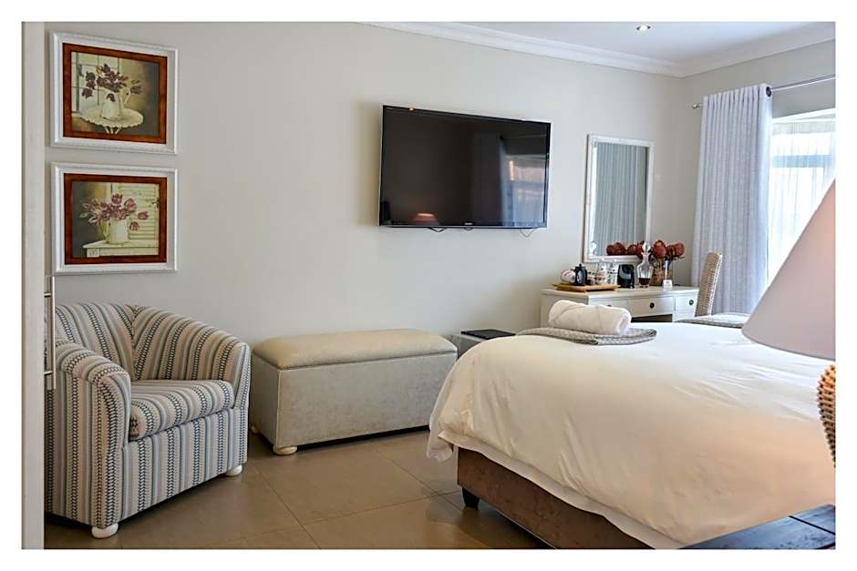 66 On Monzali 4 Star Luxury Guesthouse