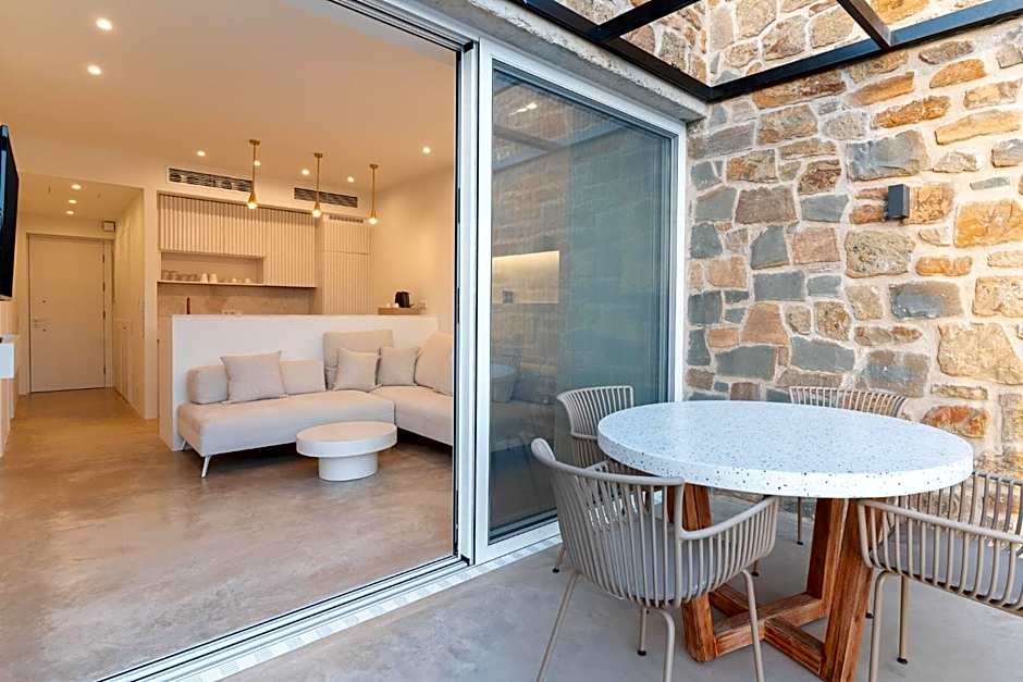 Gialova Hills 8 - Luxury Apartments with Pool