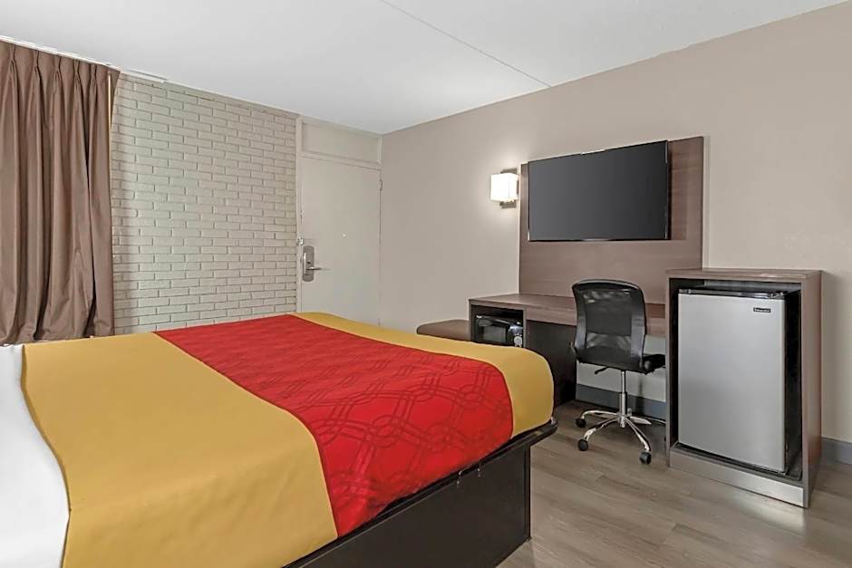 Econo Lodge Creedmoor - Butner