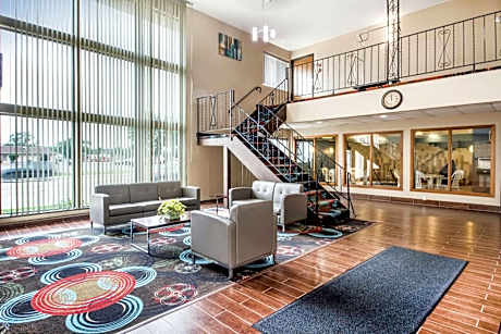 Econo Lodge La Crosse North