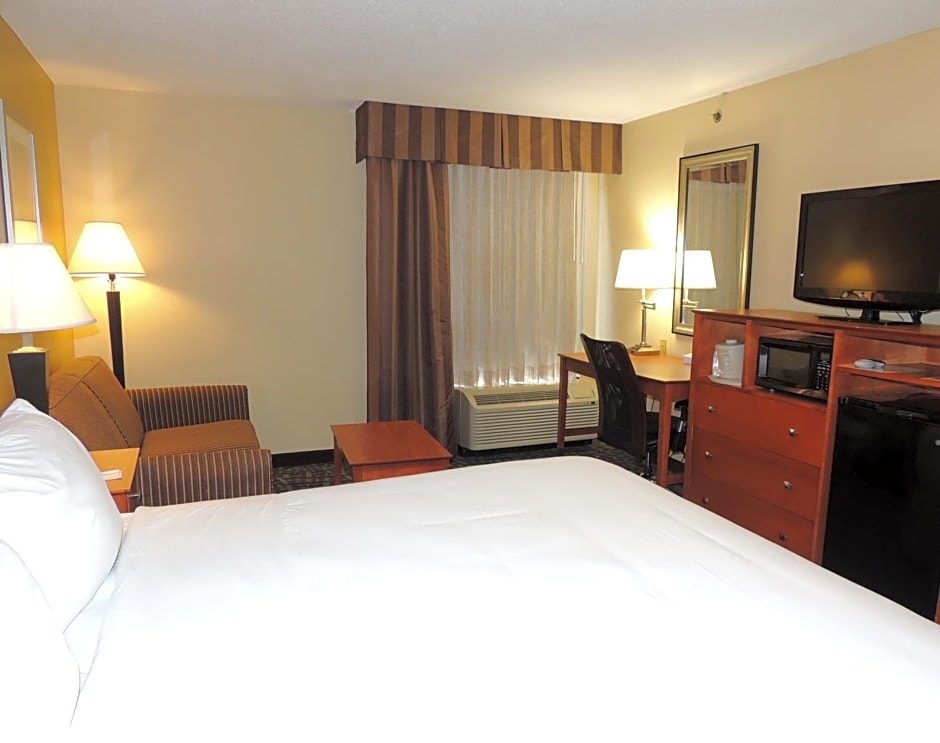 Holiday Inn Express Trussville By IHG