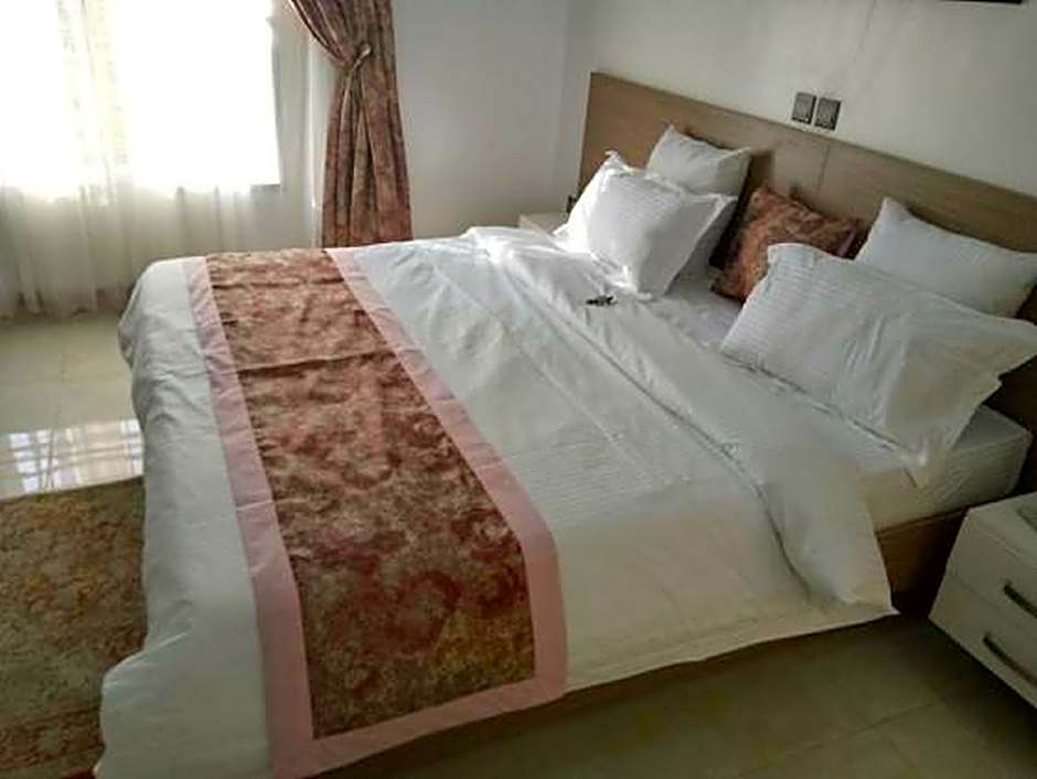 Photo 1 of 3 of Royal Suite
