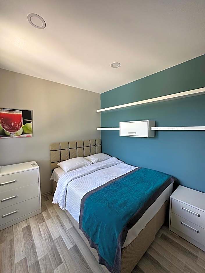Azur Hotel