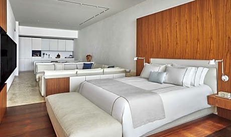 PARTIAL OCEAN VIEW JUNIOR SUITE WITH PLUNGE POOL