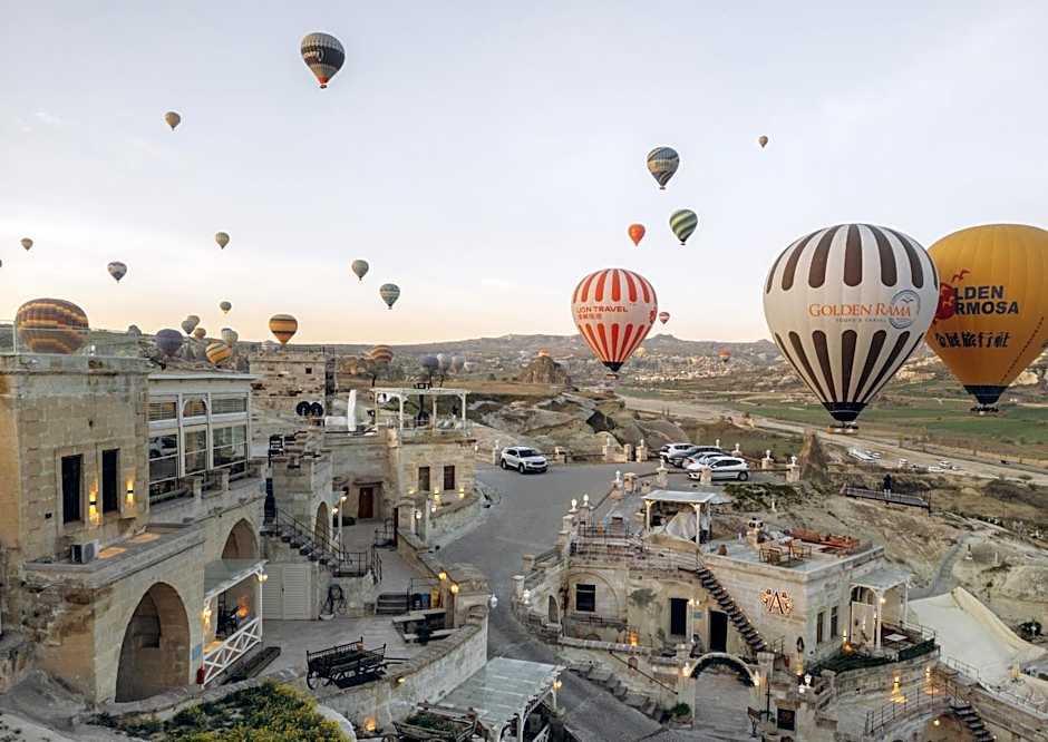 Azure Cave Suites - Cappadocia
