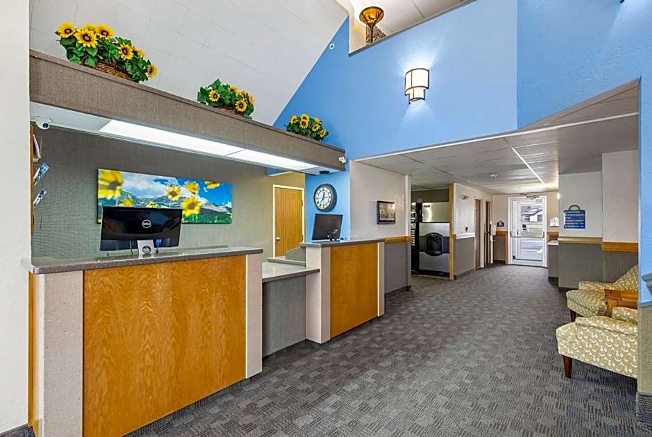 Days Inn by Wyndham Great Falls