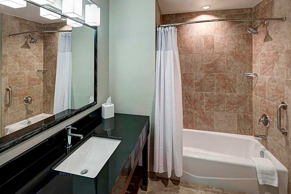 Courtyard by Marriott Dallas Plano/Richardson