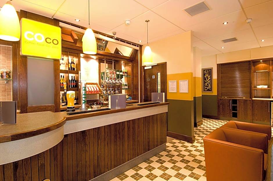 Premier Inn Coventry City Centre - Belgrade Plaza