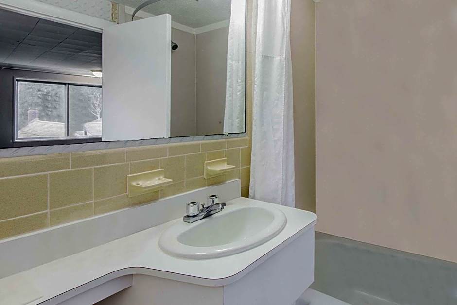 Relax Inn Cape Cod West Yarmouth Hyannis
