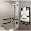 La Quinta Inn & Suites by Wyndham Knoxville Papermill