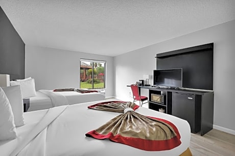 Deluxe Queen Room with Two Queen Beds - Mobility Access/Non-Smoking - Newly Renovated!