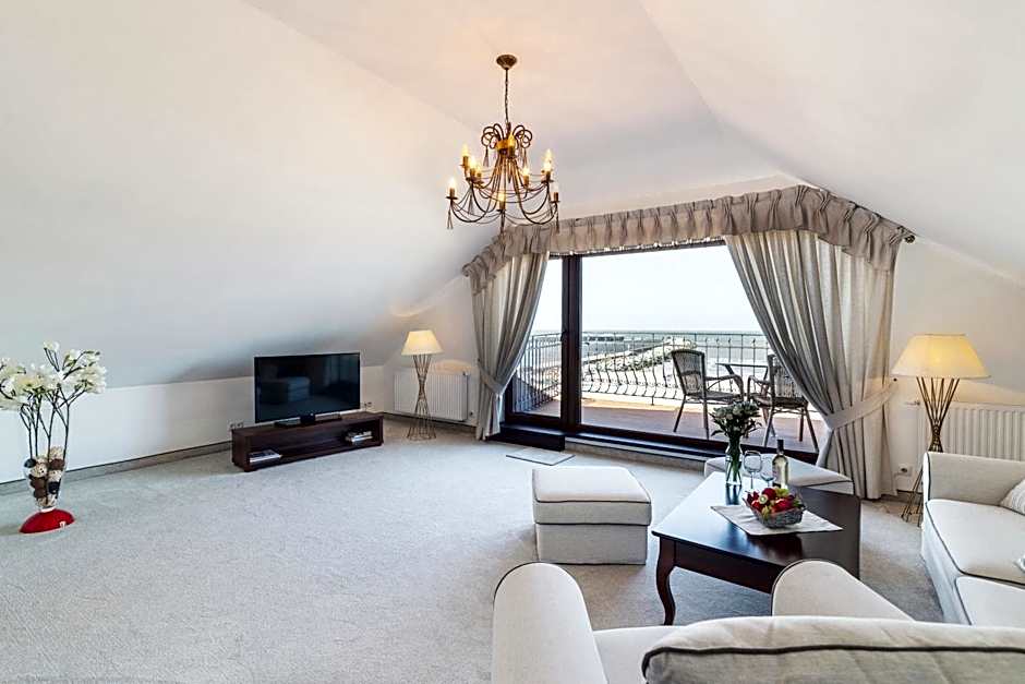 COLUMBUS Apartamenty Ustka - Limanowskiego 1