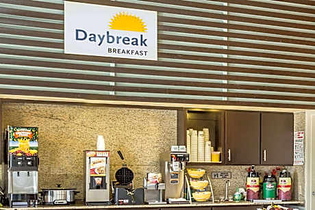 Days Inn by Wyndham Lake Park/Valdosta