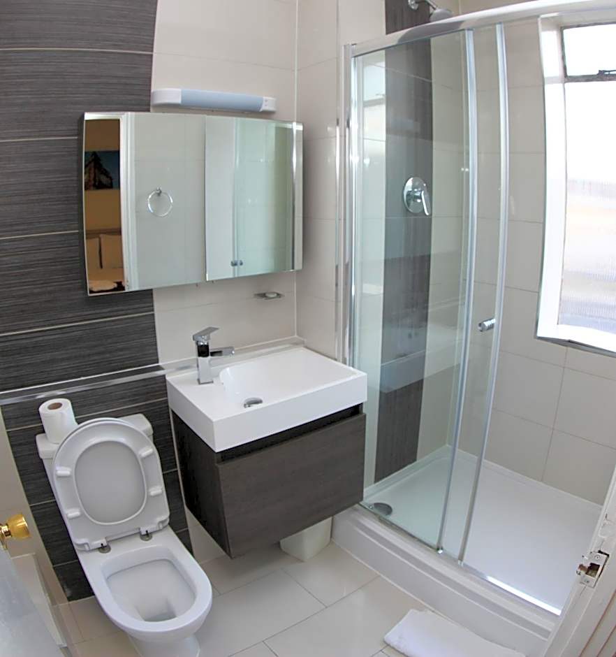 Ascot Hyde Park Hotel