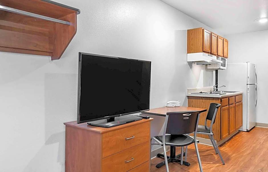 Extended Stay America Select Suites - Laredo