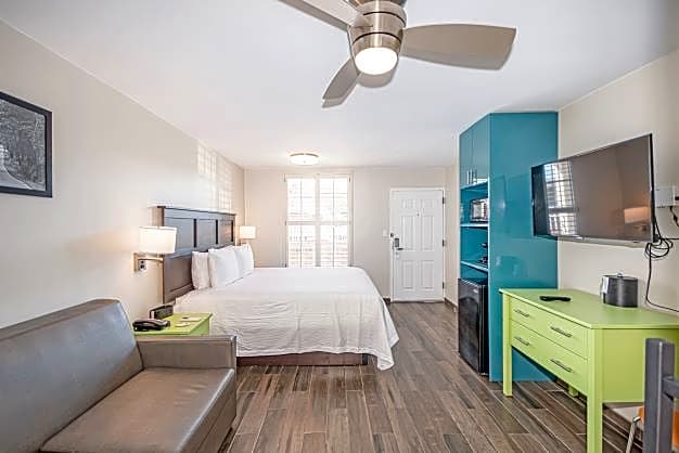 Seven Hills Suites – Tallahassee, FL