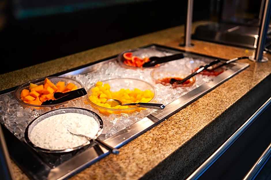 Crystal Inn Hotel & Suites - Midvalley