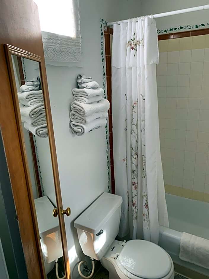 Sugarloaf Mountain Motel