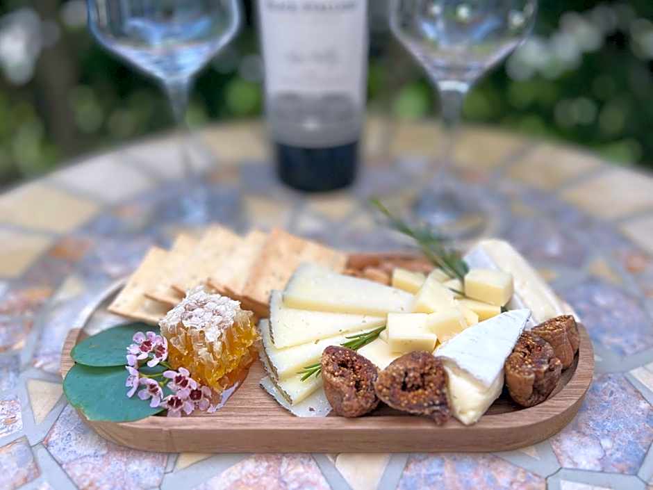 Bel Abri Napa Valley Inn