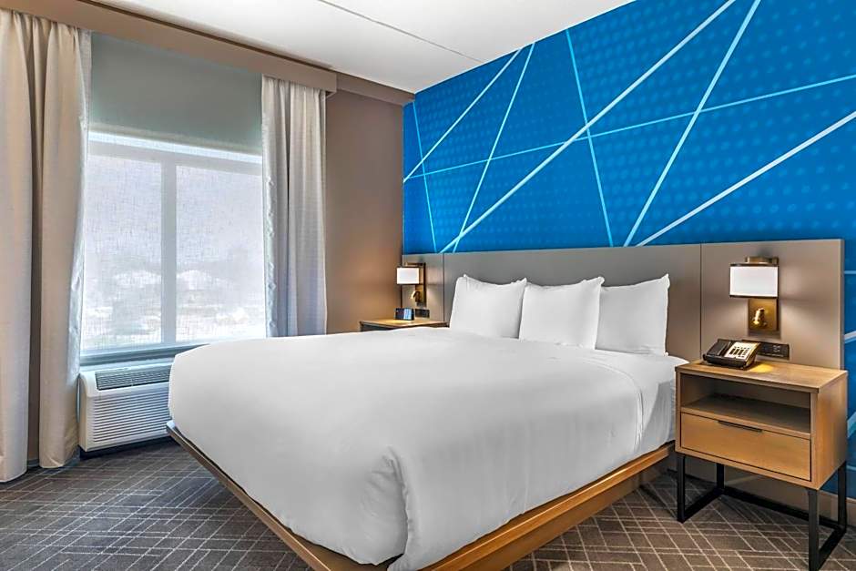 Comfort Inn & Suites Frisco East - McKinney