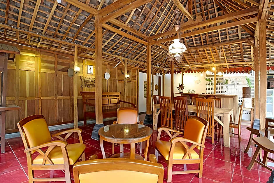 RedDoorz near Pojok Beteng Prawirotaman