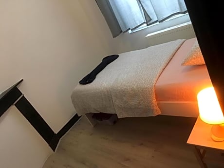 Standard Single Room with Shared Bathroom