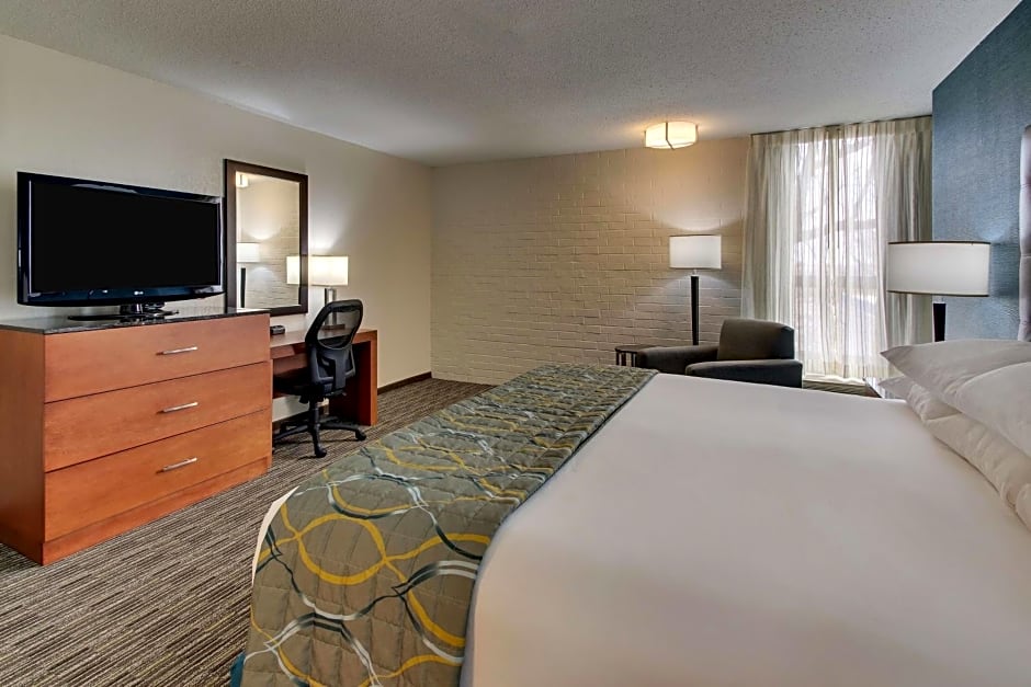 Pear Tree Inn St. Louis Airport