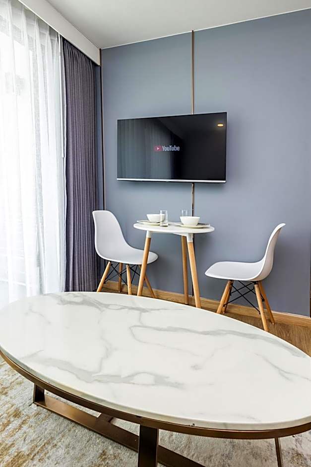 Stylish 2 Bedroom Apartment S6609 by IBG Property