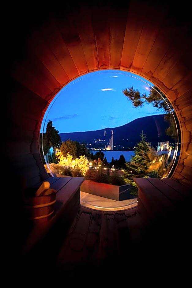 Hotel L'Incomparable by Les Etincelles