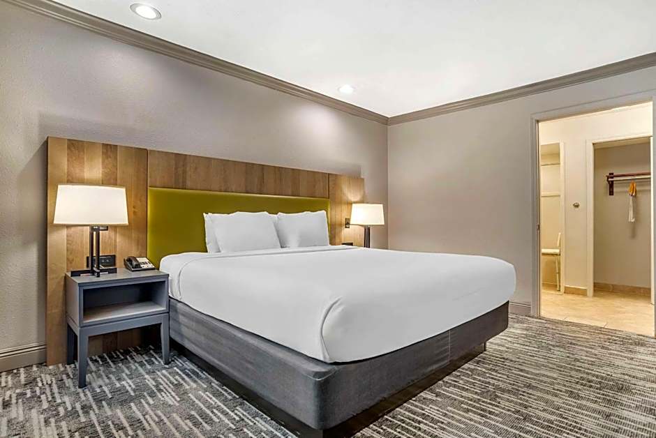 Country Inn & Suites by Radisson, Metairie (New Orleans), LA