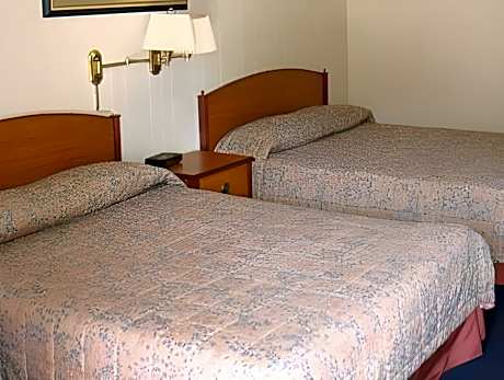 2 Double Beds Nonsmoking