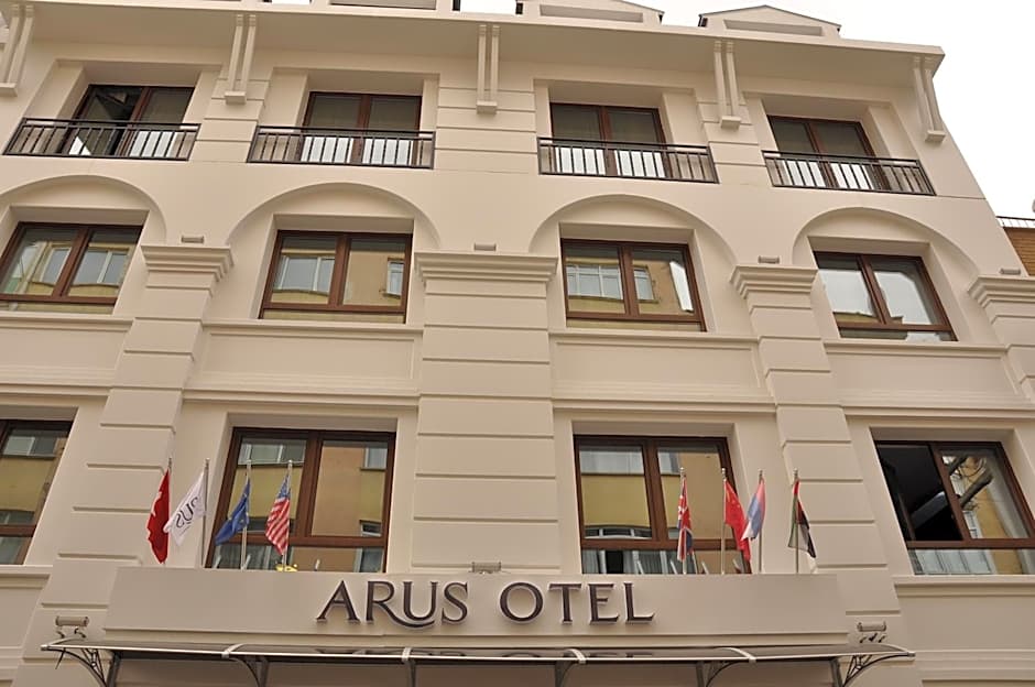 Arus Hotel