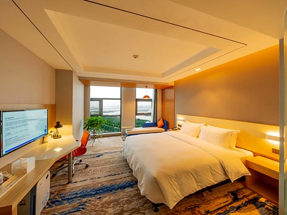 Holiday Inn Express Linyi Riverside By IHG