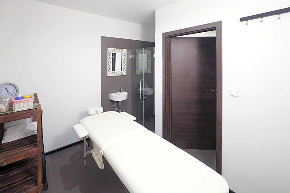 Pytloun Wellness Travel Hotel