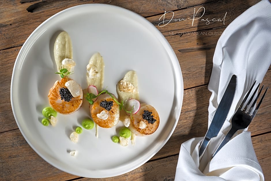 Mythical Blue Luxury Suites