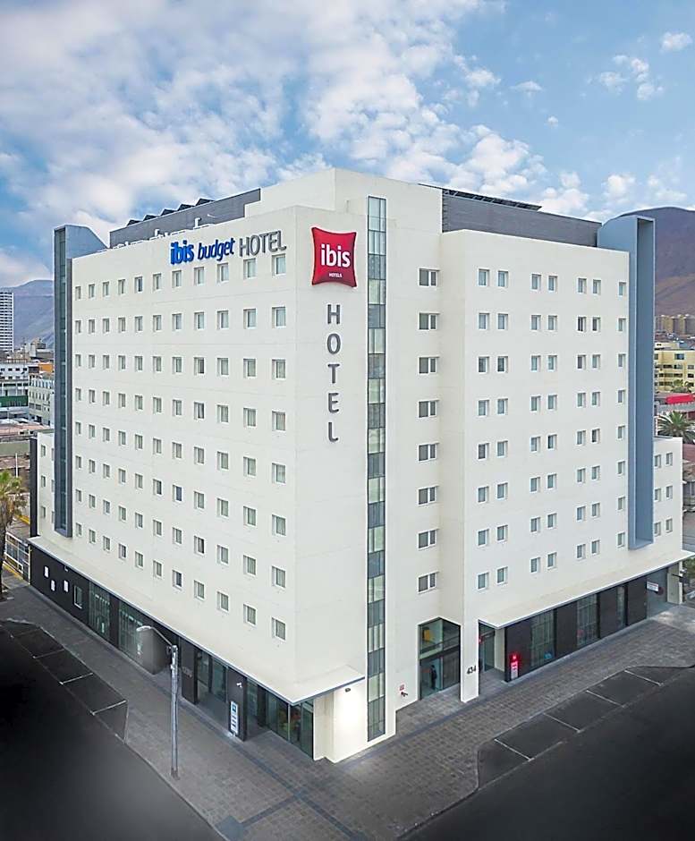 Photo 1 of 50 of Ibis Iquique