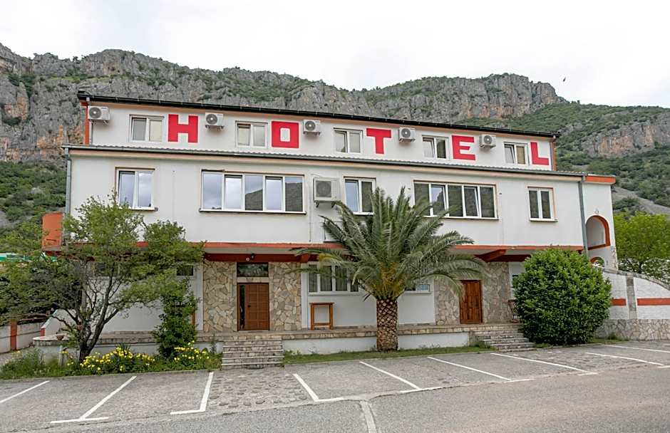 Hostel Izvor