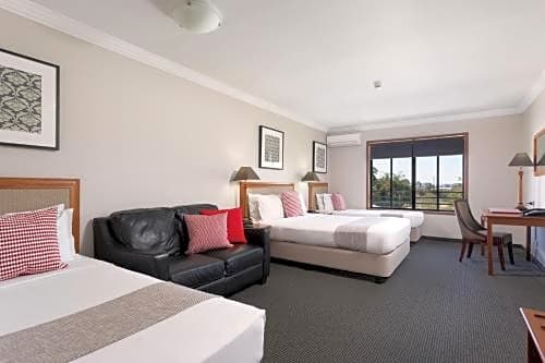 Ramada by Wyndham Brisbane Windsor