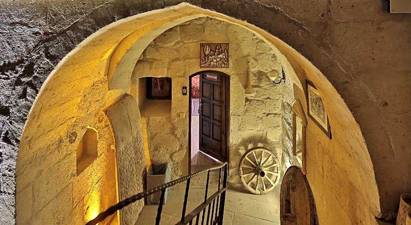 Travel Inn Cave Hotel