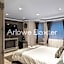 Hackney Suites - En-suite rooms & amenities